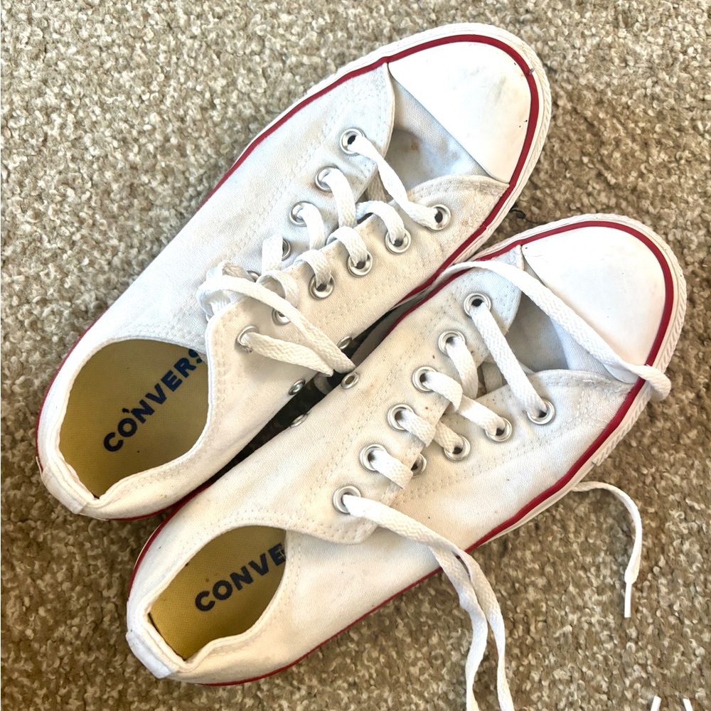 Converse women’s shoes white 8.5